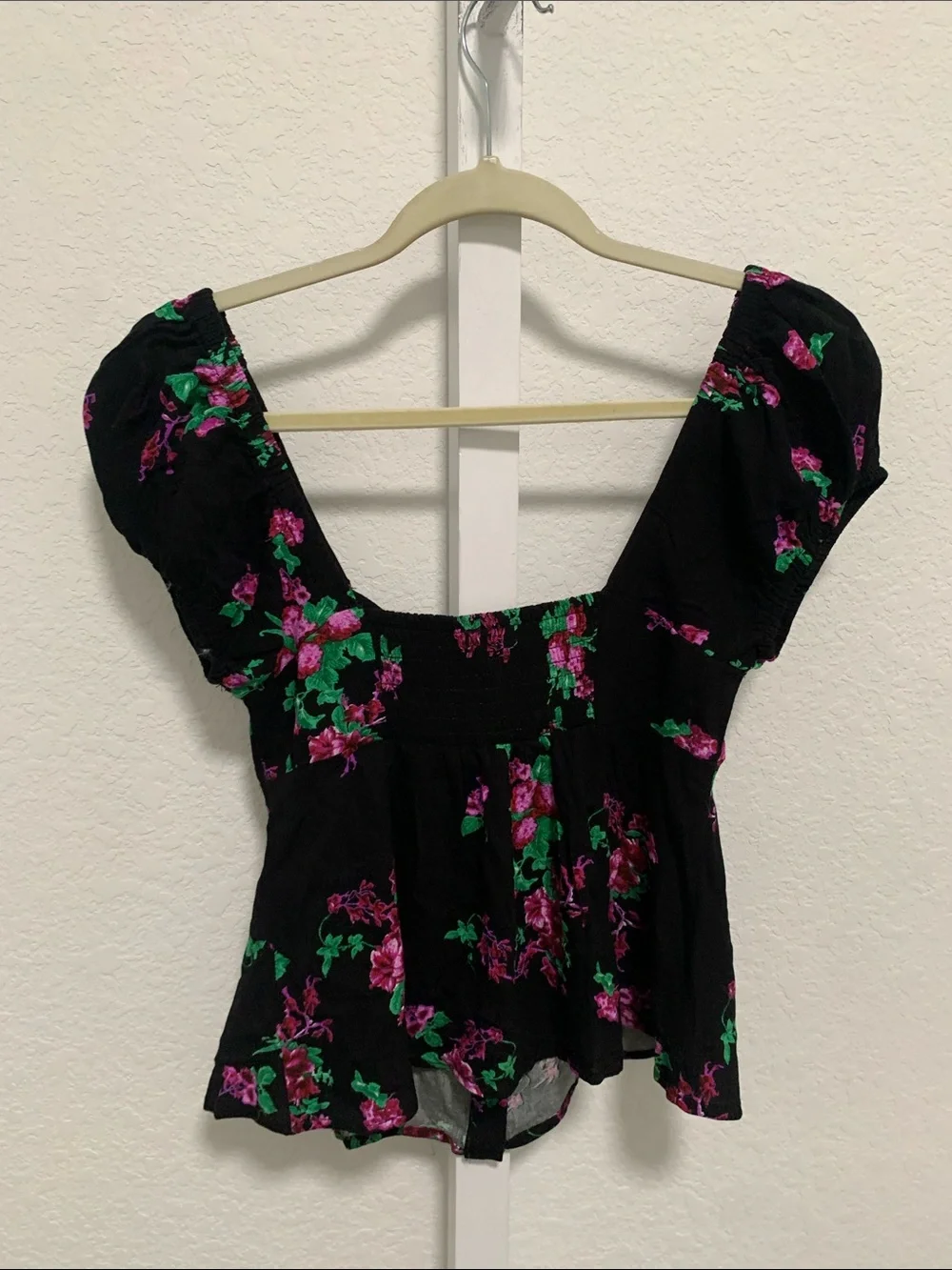 Free People Close to You Black Floral Button-Front Puff Sleeve Top